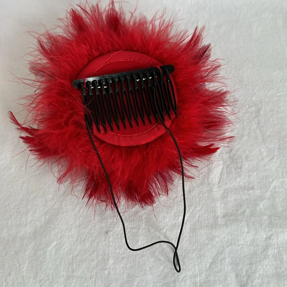 Red and purple feather fascinator - Picture 3 of 4